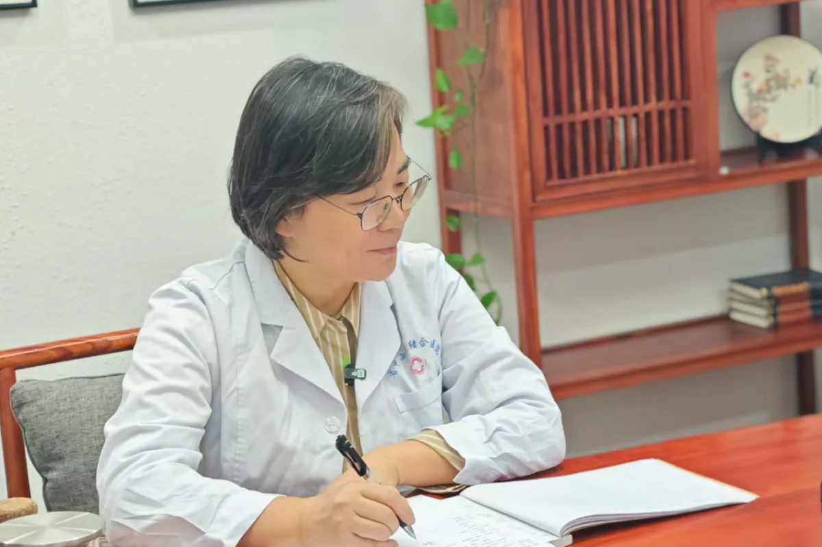 云太医妇科潘金丽：带下反复难安？中医清湿护带脉